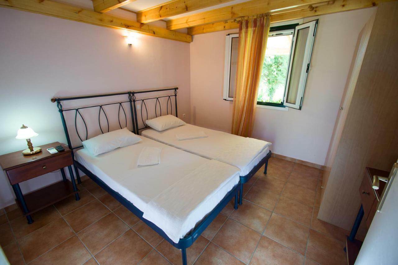 Foufas Houses Paralio Astros Luaran gambar