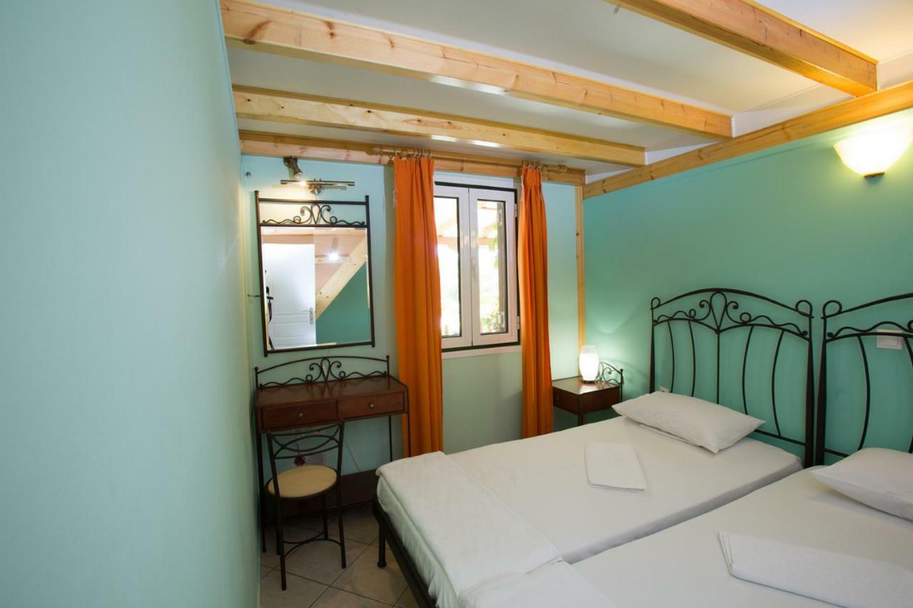 Foufas Houses Paralio Astros Luaran gambar